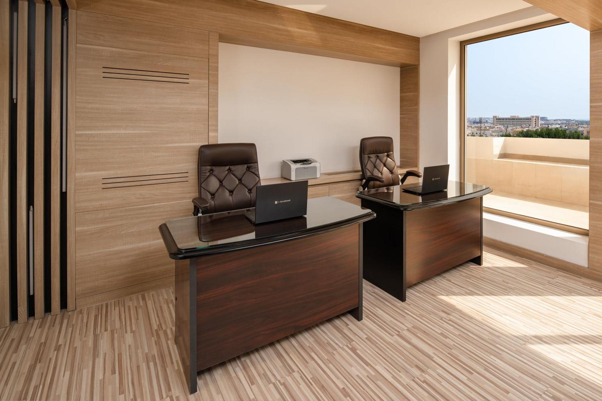 Carlton Al Moaibed Hotel Dammam Exterior photo Office interior design